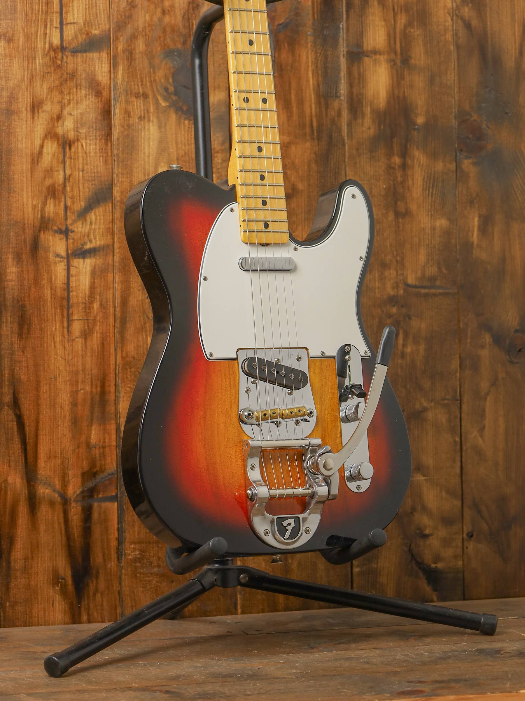 Fender Custom Shop 1967 Telecaster Bigsby DLX Closet Classic, Maple Fingerboard, 3 Color Sunburst